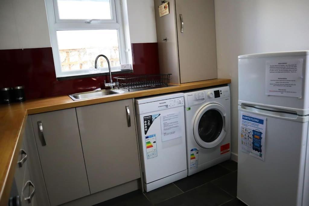 Dol Bach - Your Homely Welsh Cottage In The Heart Of Snowdonia Blaenau Ffestiniog Extérieur photo