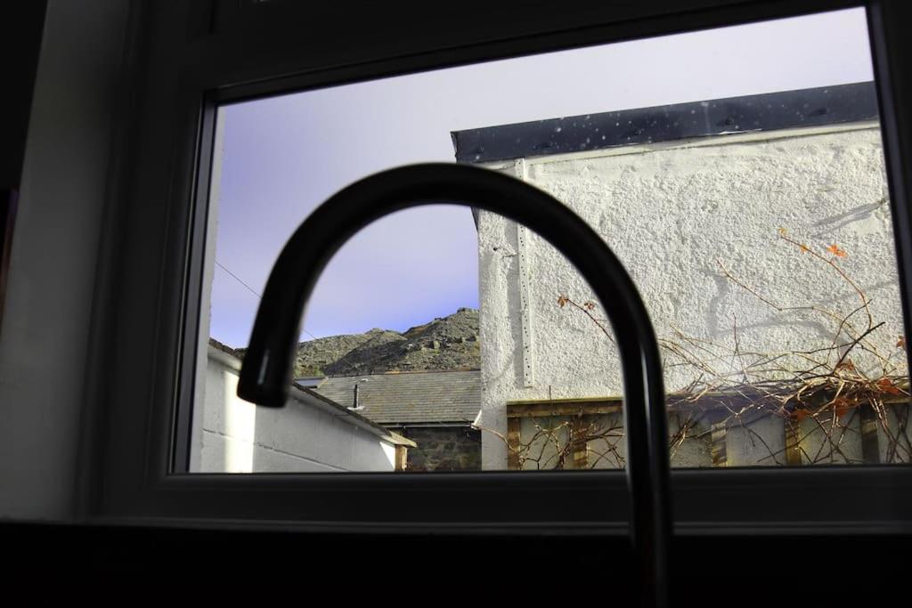 Dol Bach - Your Homely Welsh Cottage In The Heart Of Snowdonia Blaenau Ffestiniog Extérieur photo